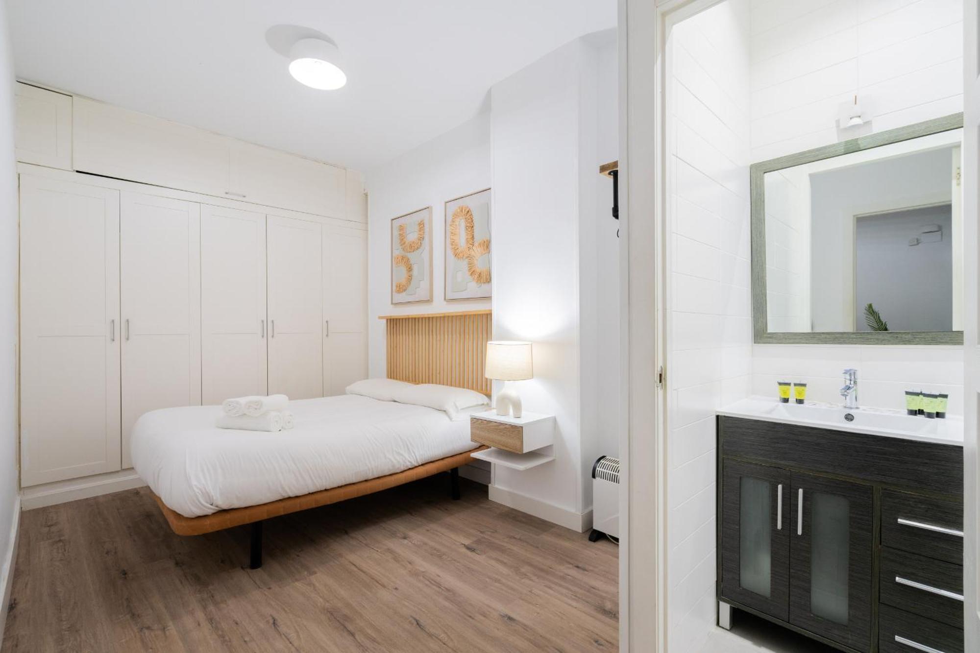 Apartamento En Chueca Para 4 Personas Alquiler Temporal มาดริด ภายนอก รูปภาพ